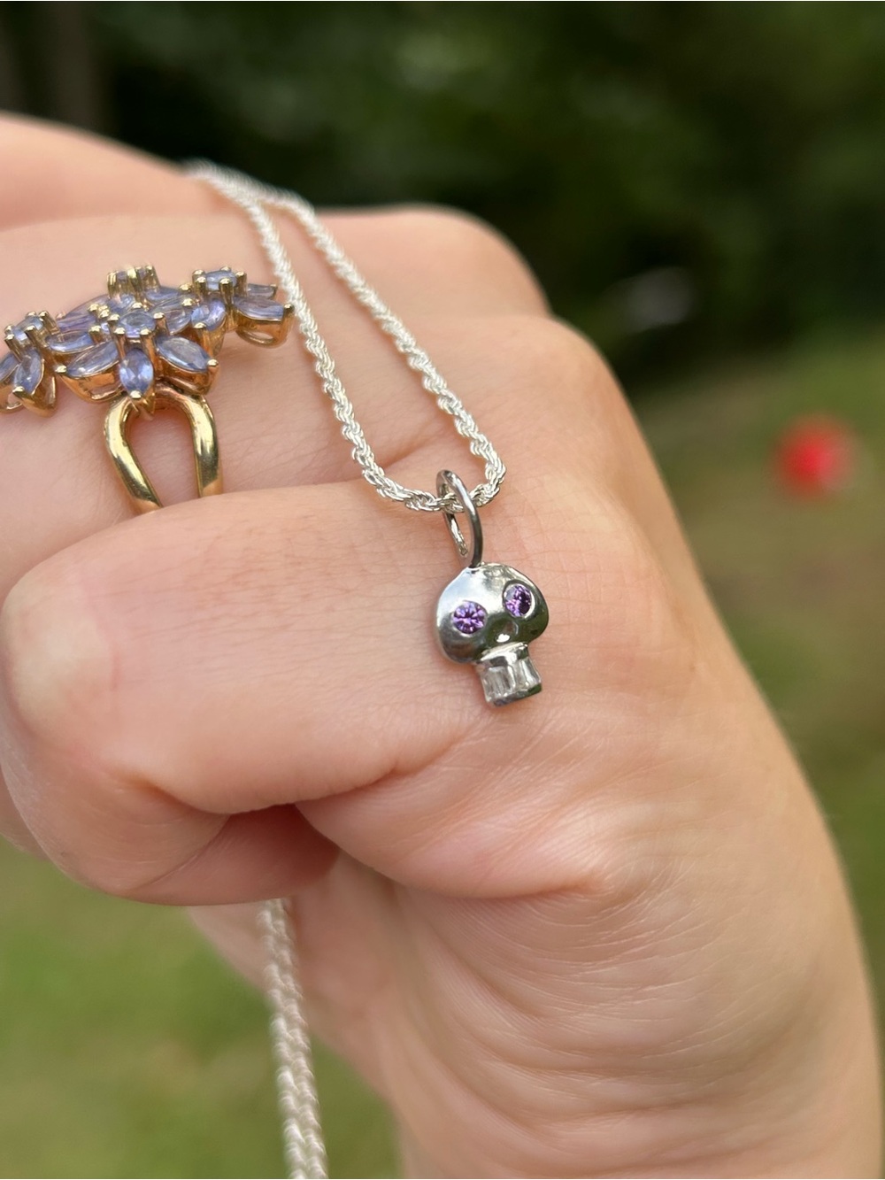 Skull Charm 925 Sterling Silver Pendant with Amethyst Purple Gem Eyes and Topaz - Picture 5 of 6